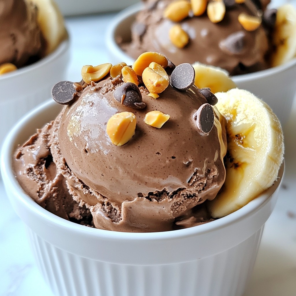 Schokoladen-Erdnussbutter-Bananeneiscreme Genuss pur